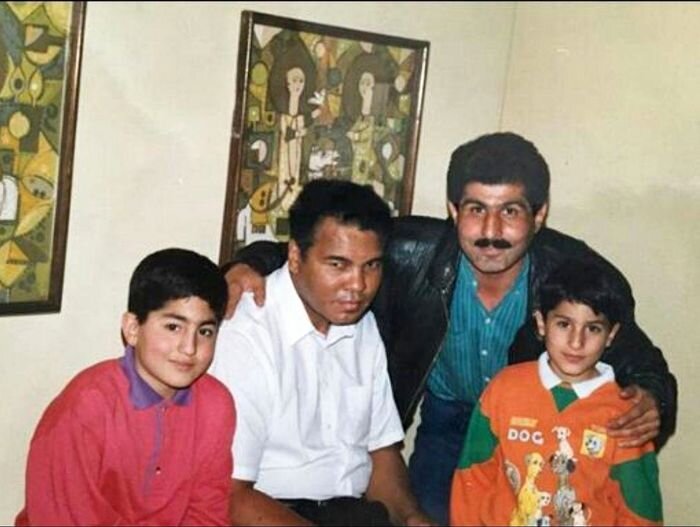 عکس محمد علی کلی و فرزندانش