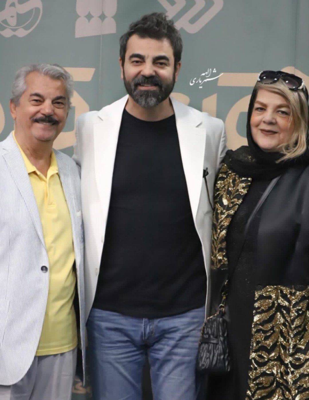 عکس بهزاد خلج با پدر و مادرش
