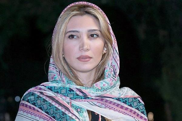 نیکی مظفری والپیپر 