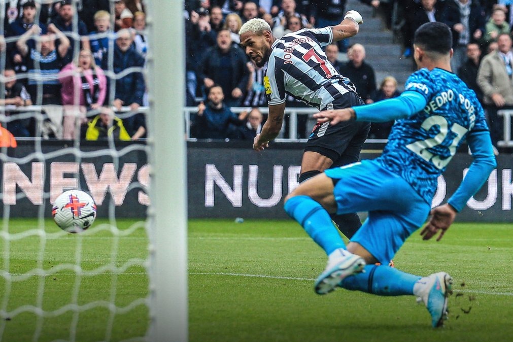 گزارش وستهم مقابل نیوکاسل