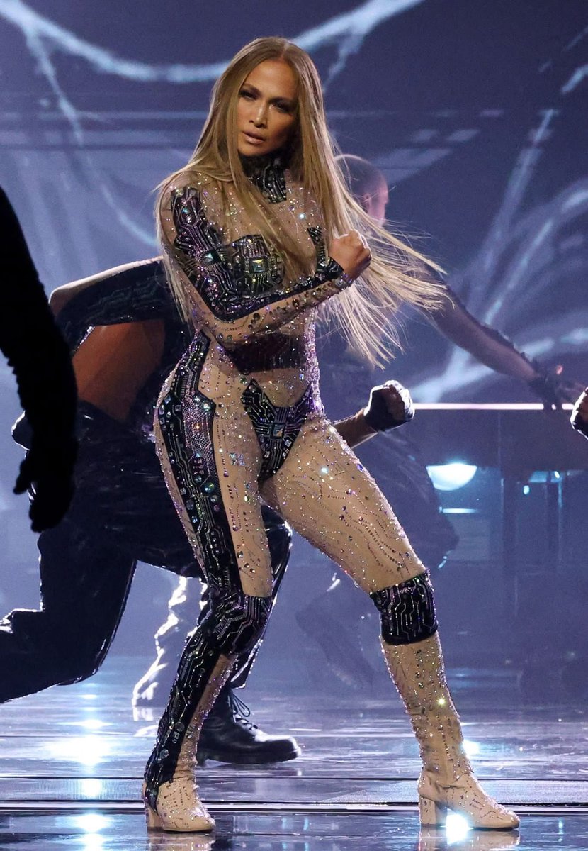 لباس‌ رقص جنیفر لوپز