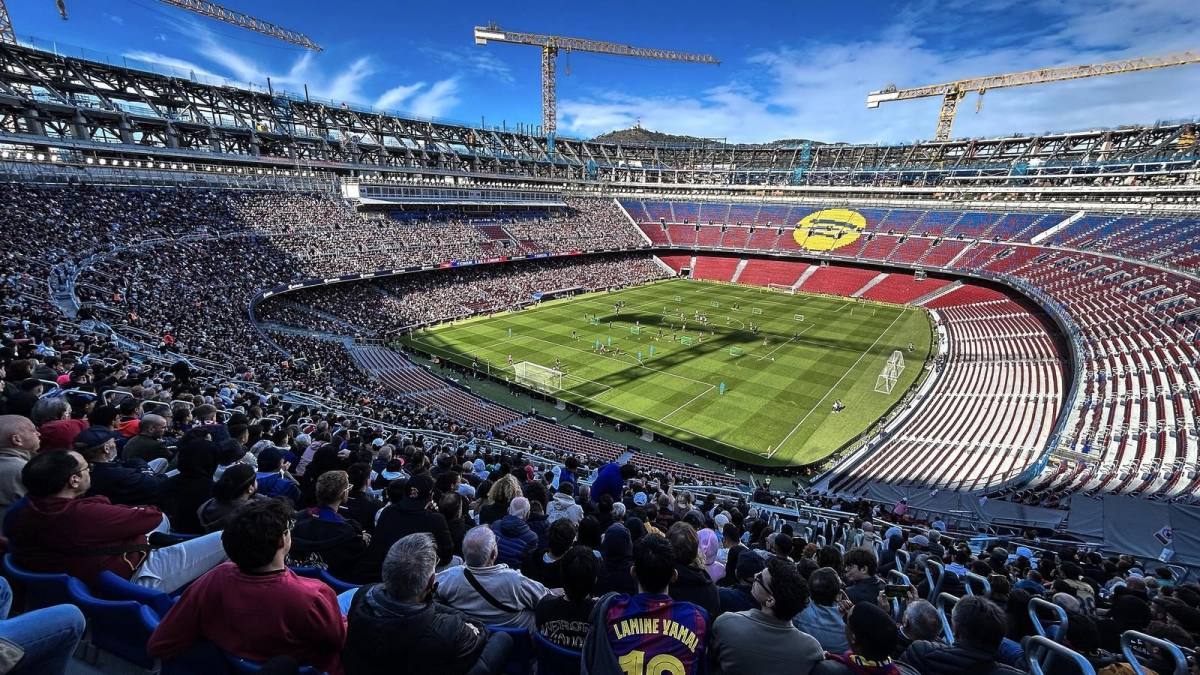 نیوکمپ میزبان بارسلونا شد