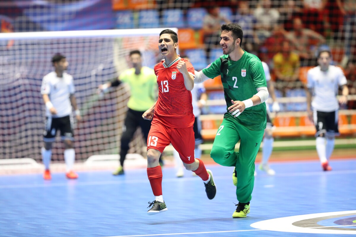 بازی کامل فوتسال ایران و افغانستان بازی کامل فوتسال ایران و افغانستان