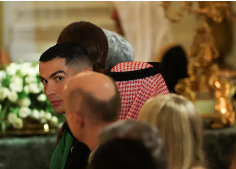 کریستیانو رونالدو در ضیافت شام سیاسی کریستیانو رونالدو در ضیافت شام سیاسی