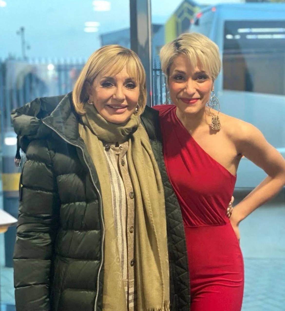 عکس آرزو من و تو و گوگوش عکس آرزو من و تو و گوگوش