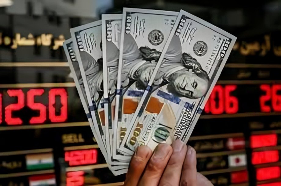 قیمت دلار امروز ۱۲۳ هزار تومان قیمت دلار امروز ۱۲۳ هزار تومان